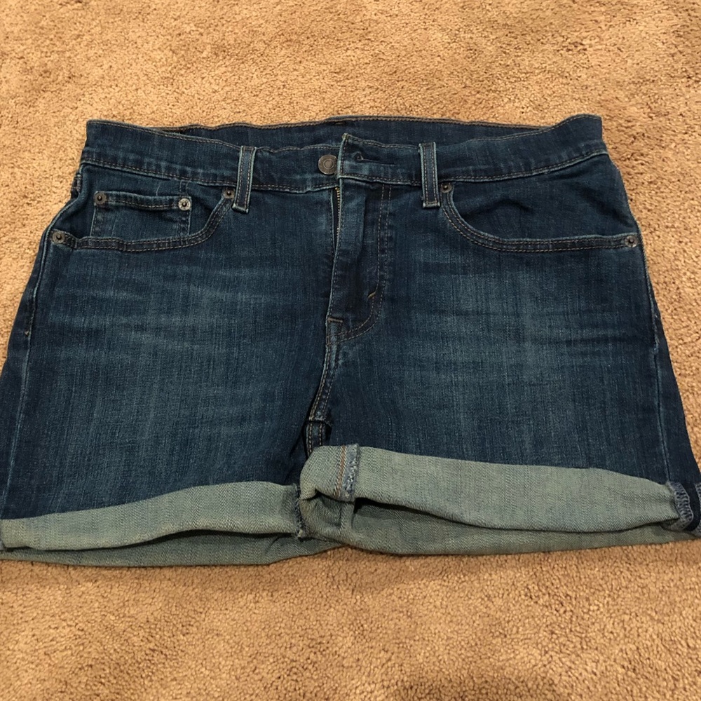 Levi’s Dark Wash Denim Shorts